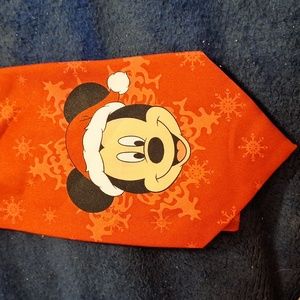 DISNEY Mickey Mouse with Santa hat necktie.